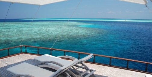 Cruise Maldives in style aboard Dhoni Stella